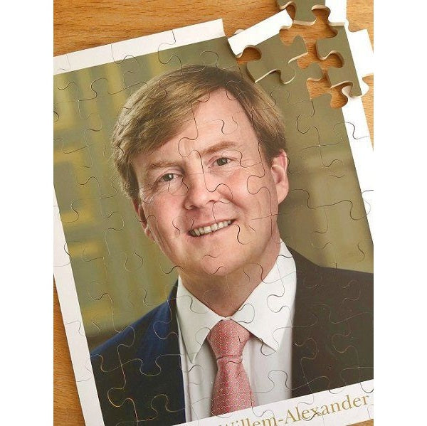 Dementie-puzzel Koning Willem-Alexander – Royale houten puzzel met grote stukken, speciaal voor geheugenstimulatie bij dementie.