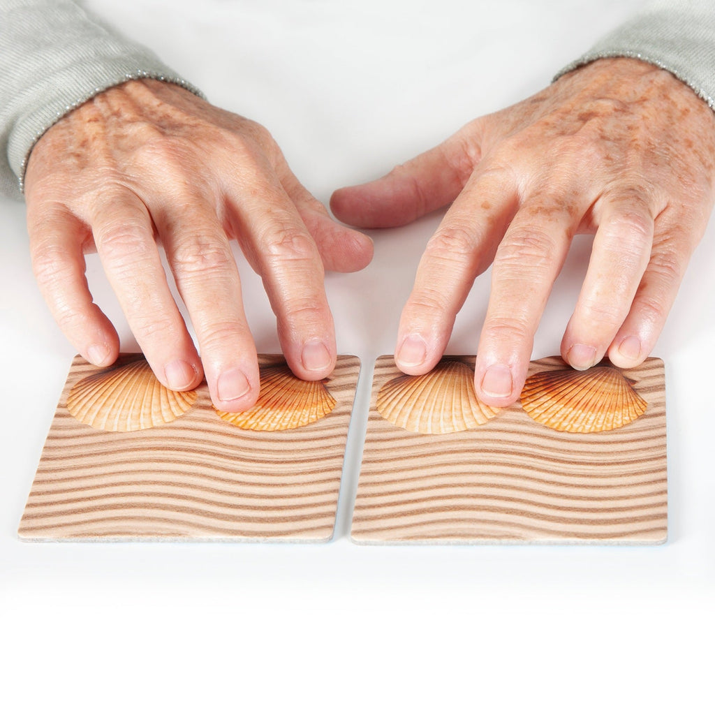 Memo Textuur Natuur – Gevoelsmemo met natuurlijke texturen, stimuleert tastzin en geheugen bij senioren.