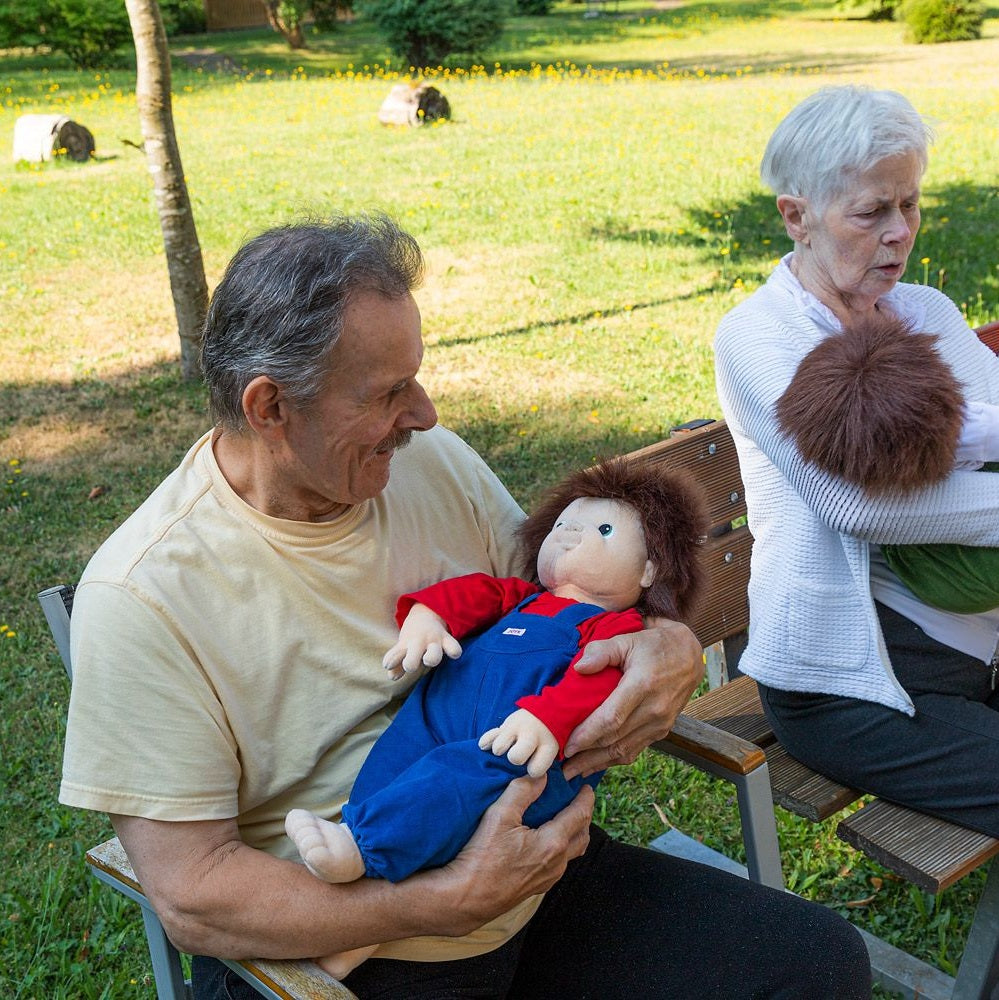 Afbeeelding van het spel Empathiepop Johan, speciaal geselecteerd  voor ouderen met dementie.