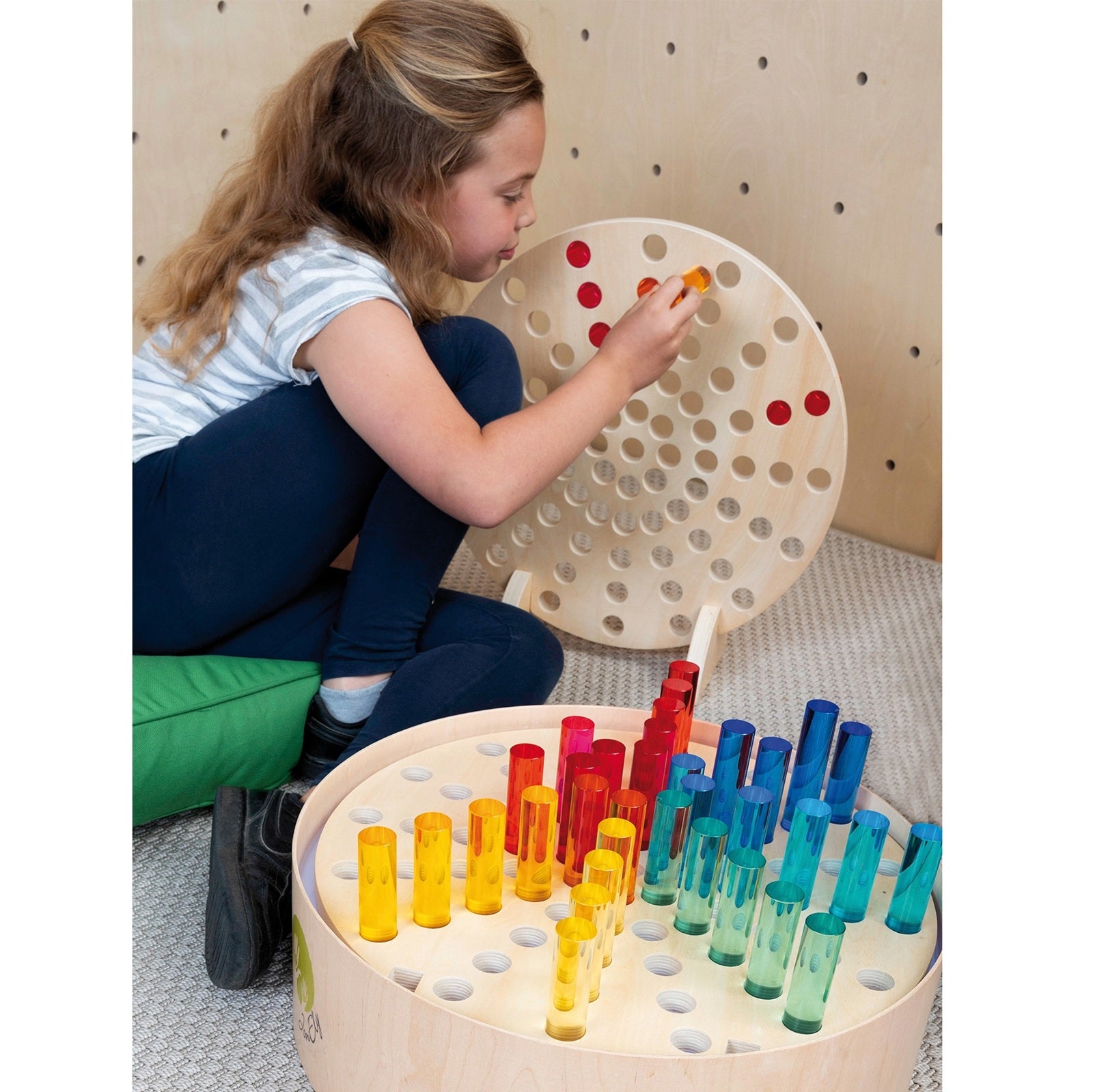 Afbeeelding van het spel Acrylcilinders in verschillende lengtes – set van 30, speciaal geselecteerd  voor ouderen met dementie.